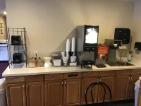 Super 8 by Wyndham Blackfoot - breakfast