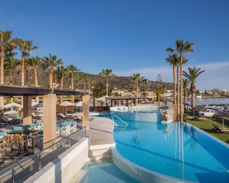 Blue Sea Beach Affiliated by Melia Hotels in Stalida