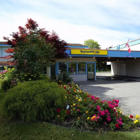 Recreation Inn and Suites