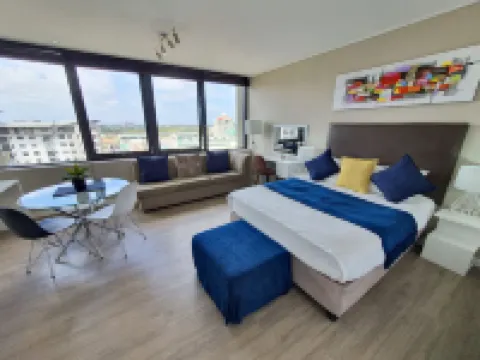 Manhattan Luxury Apartments โรงแรมใกล้Intaka Island