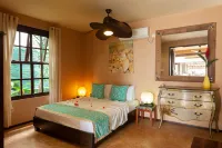 Villas des Alizes Beachfront Suites and Garden Villas