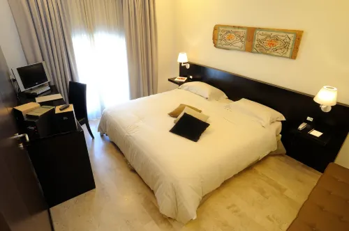 Ucciardhome Hotel