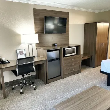 Roadstar Hotel Zephyrhills