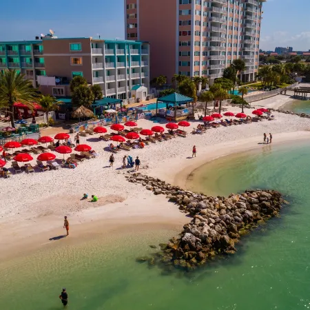 Hampton Inn & Suites Clearwater Beach