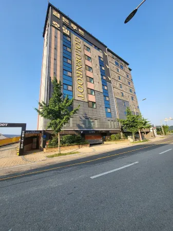 GoldenRoot Hotel in Gimhae Отели в г. Кимхэ