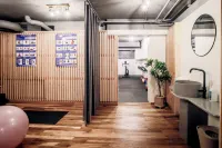 Freys Hotel - Parkering