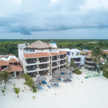 Aquatech Villas DeRosa Resort Hotels near Xcacel-Xcacelito
