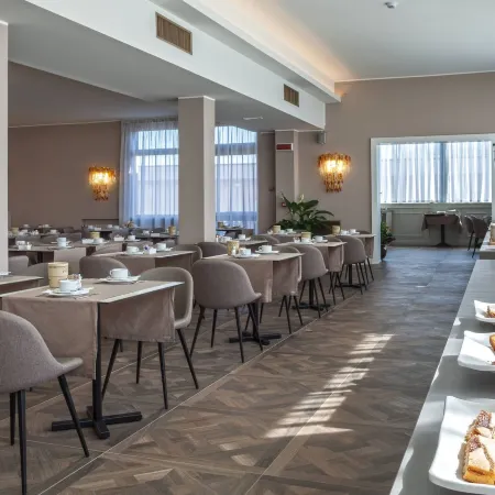 Hotel Bristol Buja