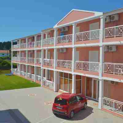 Angelina Hotel & Apartments Hotel Exterior