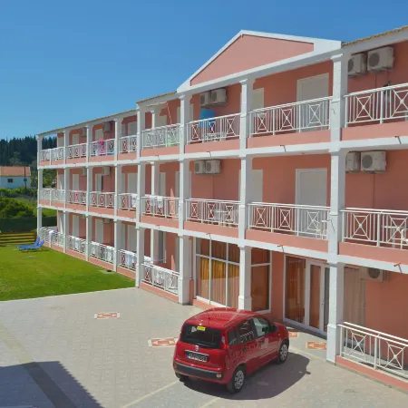 Angelina Hotel & Apartments