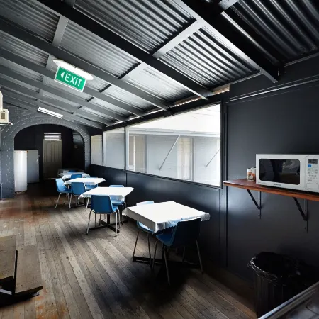 Commercial Hotel