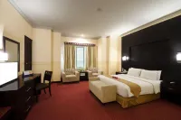 Kristal Hotel Kupang - Balkoner