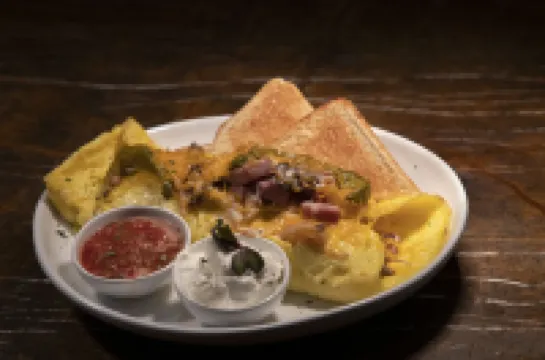 草原彎娛樂場及度假村