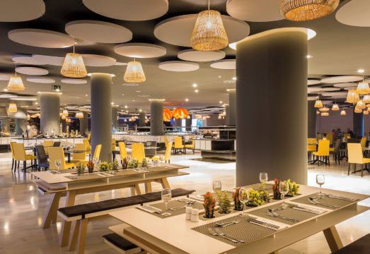 Grand Palladium White Island Over view