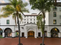 Hotel Santa Barbara Hotels near Moreton Bay Fig Tree