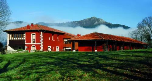 Hotel Rural Coviella Отели в г. Паррес