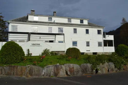 Vikedal Vertshus Hotel - 2-Star