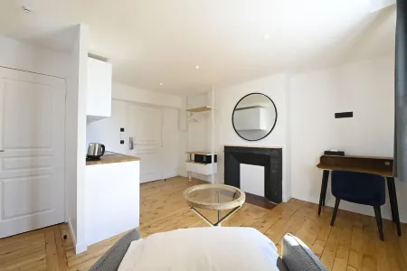 Manoir de l'évêché et Spa Отели в г. Ла-Крупт