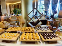 Wyndham Grand KN Paradise Cam Ranh - breakfast
