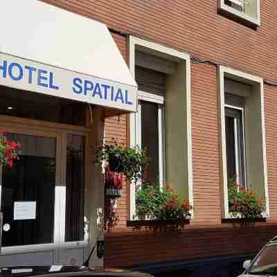 Hôtel Au Spatial Hotel Exterior