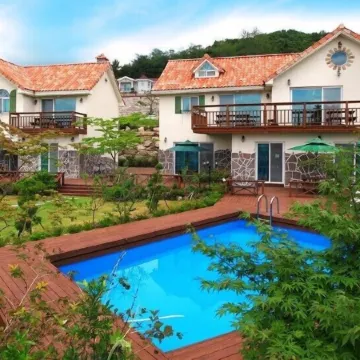 Gyeongju Sulleim Pension Отели рядом с достопримечательностью «Парк аттракционов Gyeongju World»