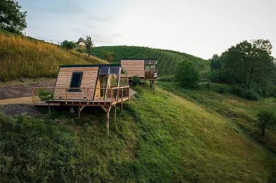 Nesting Resort Posestvo SONČNI Raj Hotels in Vodole
