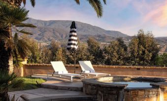 Sangiovese by AvantStay Spectacular Estate w Pool Hot Tub Putting Green
