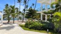 Family Getaway Apartment - on the Beach