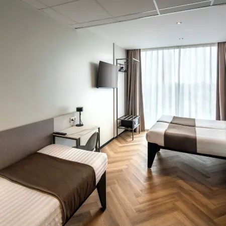 Hotel Fogo Amsterdam Отели рядом с достопримечательностью «Осдорп»