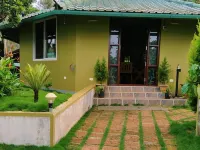 Hidden Creek Coorg Hotels in Badagarakeri