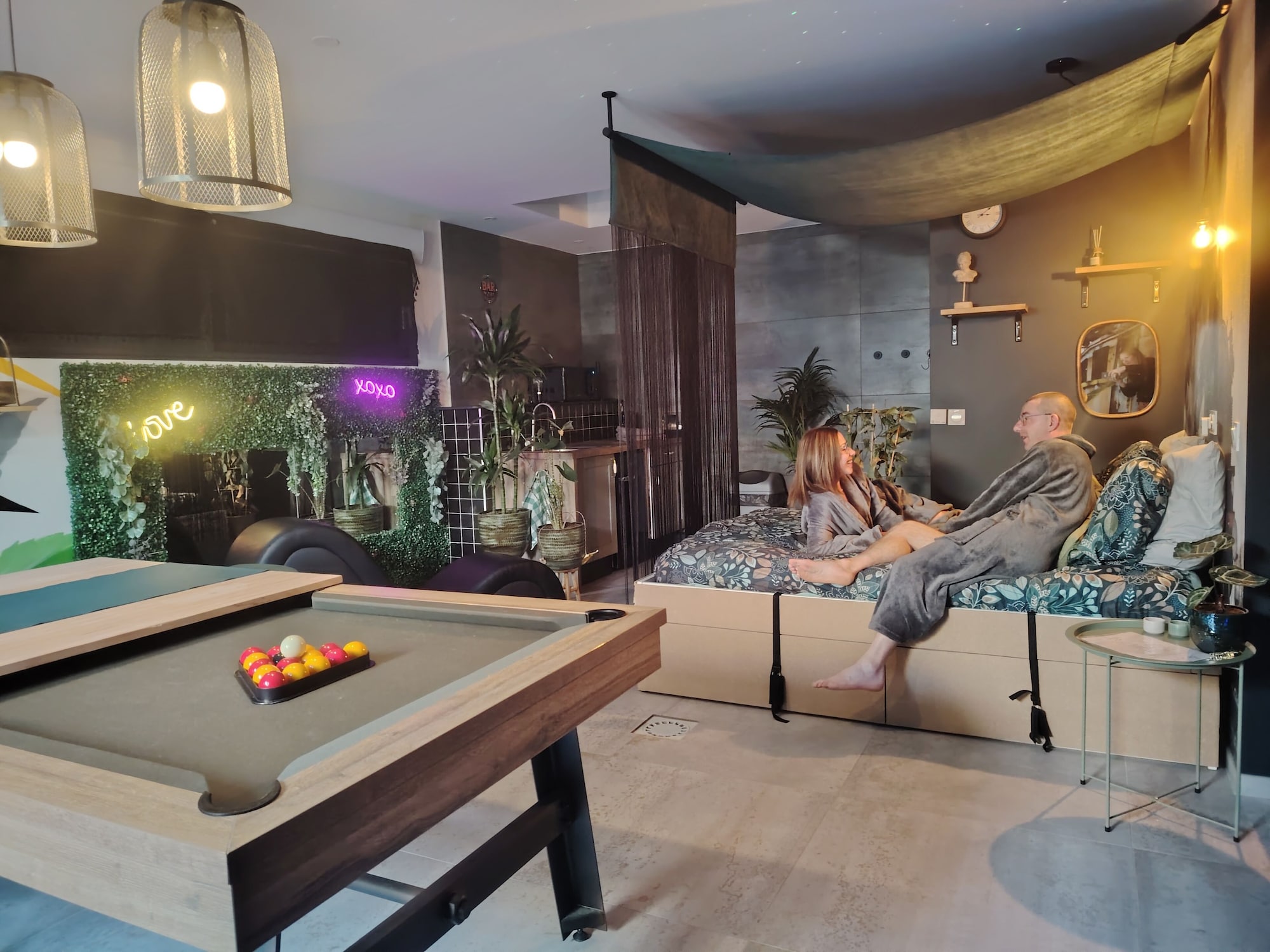 Detente de la Lys Hotels in Steenwerck