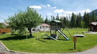 Beargrass Lodging & RV Resort Hotel a West Glacier