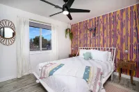 Gorgeous 100% remodeled home in Downtown Gilbert