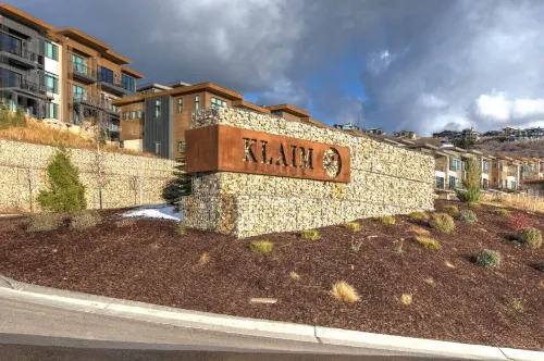 East Klaim Drive Departments Hotels in Hideout