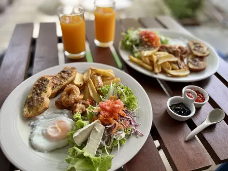 Namaste Resort Отели рядом с достопримечательностью «Tham Phraya Nakhon»