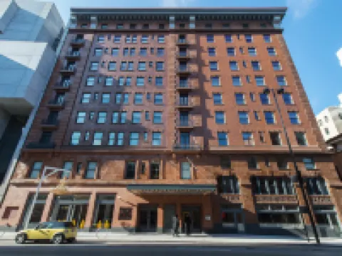 21C Museum Hotel Cincinnati Hotels in Cincinnati