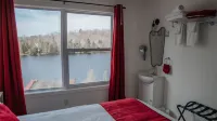 Auberge lac du Pin rouge Hotels in Sainte-Marguerite-du-Lac-Masson