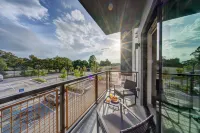 Séjur at Koosh Living Hotels in Dania Beach