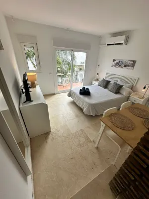 Studio in Estepona Near Sandy Beach