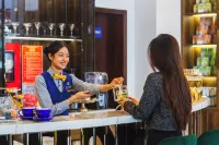 Sandals Aquila Hotel - Bar