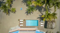 Dolphin Beach Villa - Villas