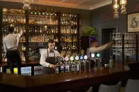 Lyrath Estate - bars