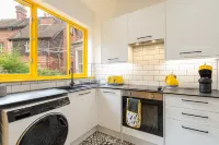 Host & Stay - Temple Gardens