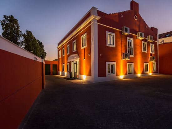 Comtesse Guest House 213 by Homing