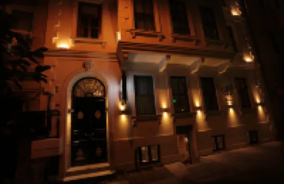 Ferman Pera Hotel Hotel berhampiran Istiklal Avenue