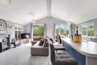 Fairway View - North East Escapes
