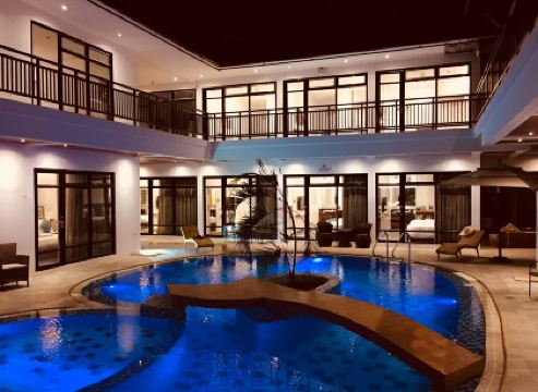 White Breeze Palawan Boutique Hotel