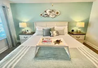 Large 3 Bed 2 in a Half Bath Townhome with Large Patio and Pool Hotels near One Thirty One Events by Trigo
