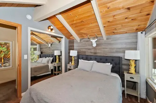 So Woodsy Cabin, spa, near slopes, EV charger