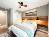 Apartment on Broadway St - L